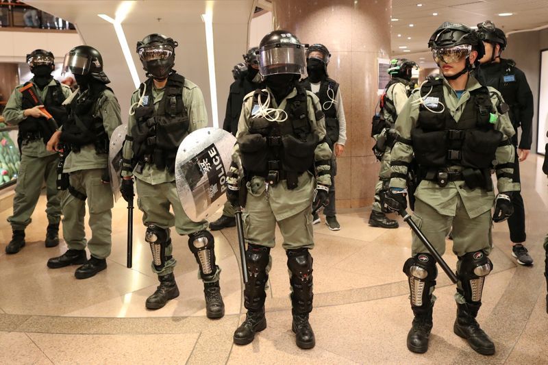 hong-kong-police-protesters-clash-during-rally-in-support-of-chinas-ethnic-uighurs