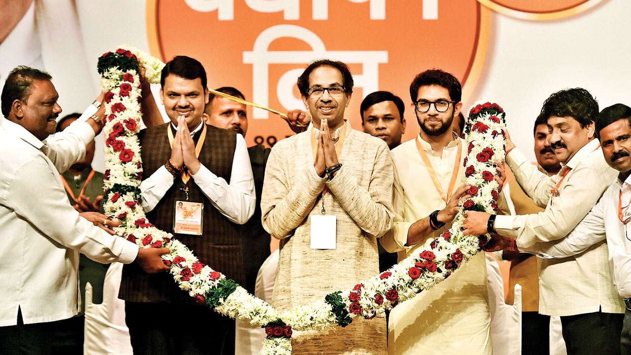 bjp-has-offered-sena-106-seats-in-maharashtra-source-pti
