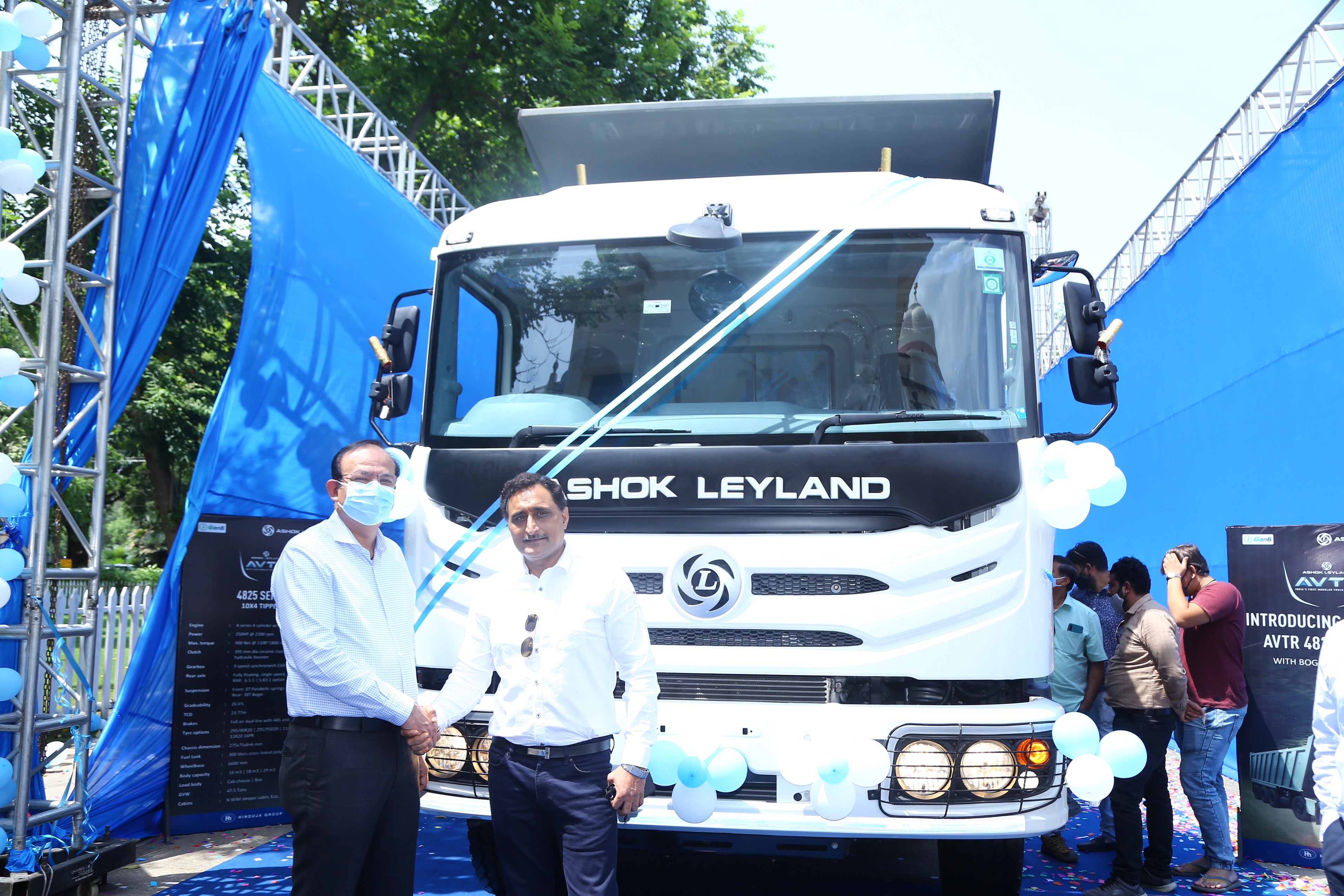 ashok-leyland-launches-avtr-4825-tipper-with-heavy-duty-bogie-suspension
