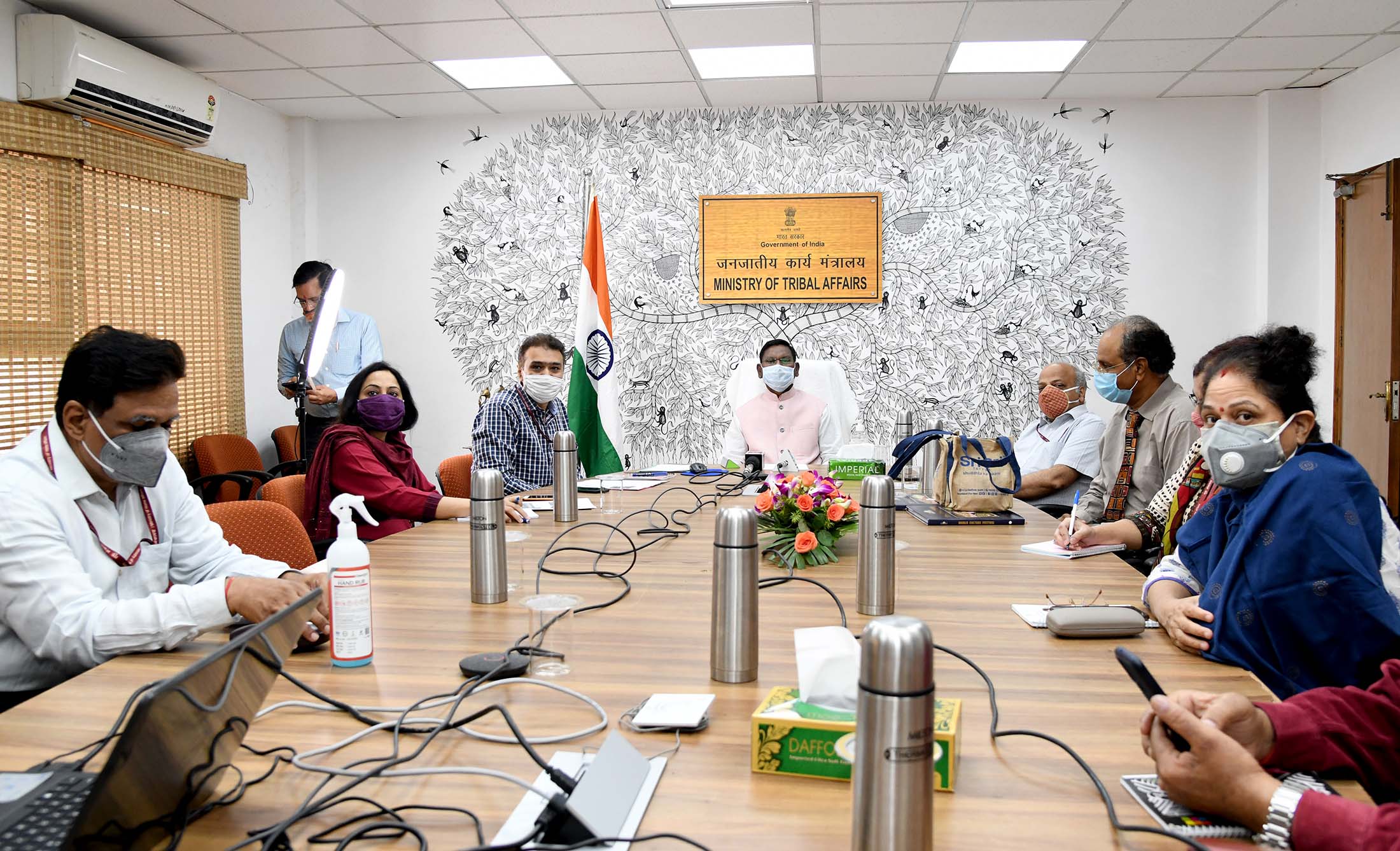 arjun-munda-launches-two-centers-of-excellence-for-tribal-welfare-in-partnership-with-art-of-living