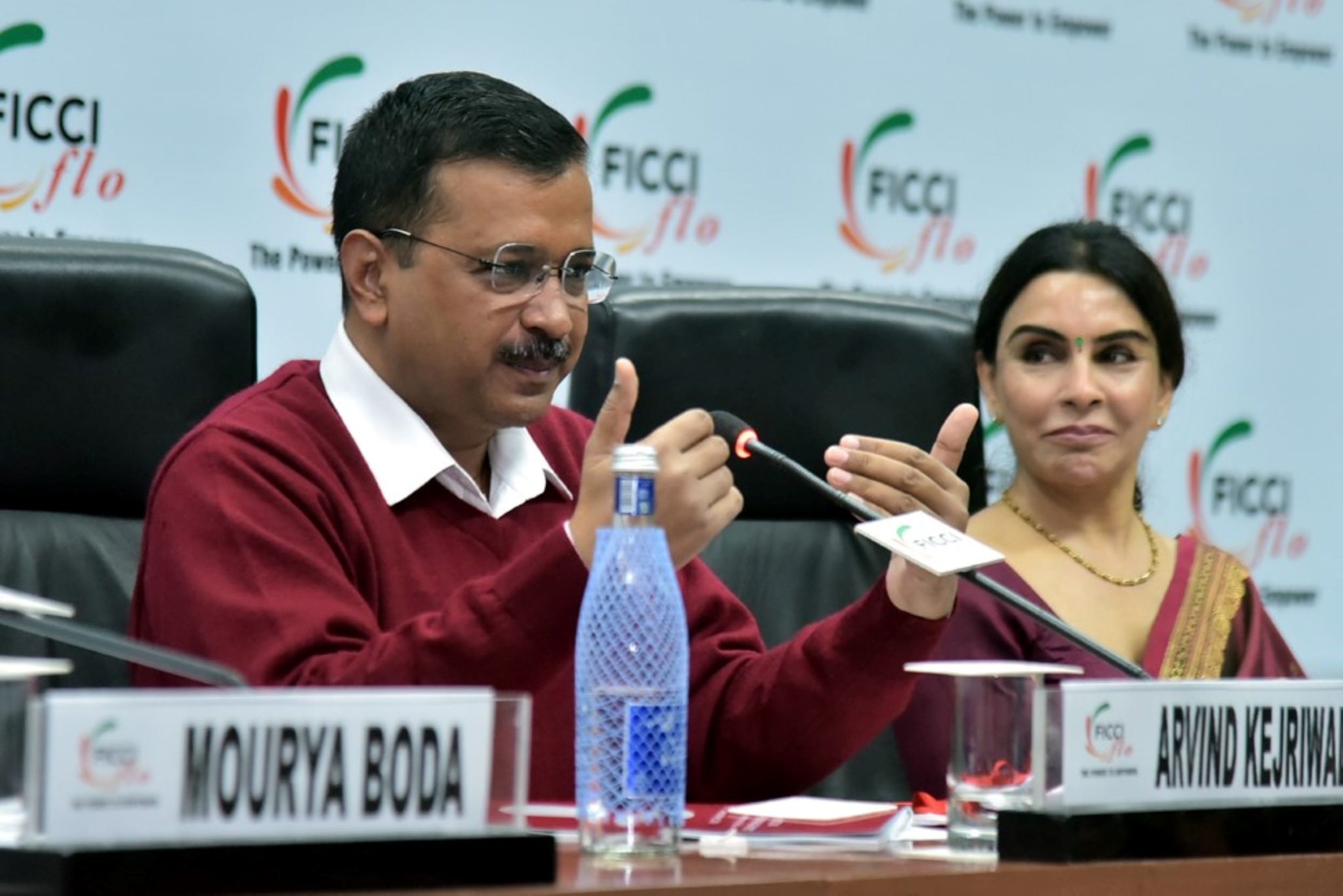 arvind-kejriwal-inaugurates-first-plasma-bank