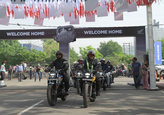 honda-motorcycle-scooter-india-flags-off-honda-homecoming-fest