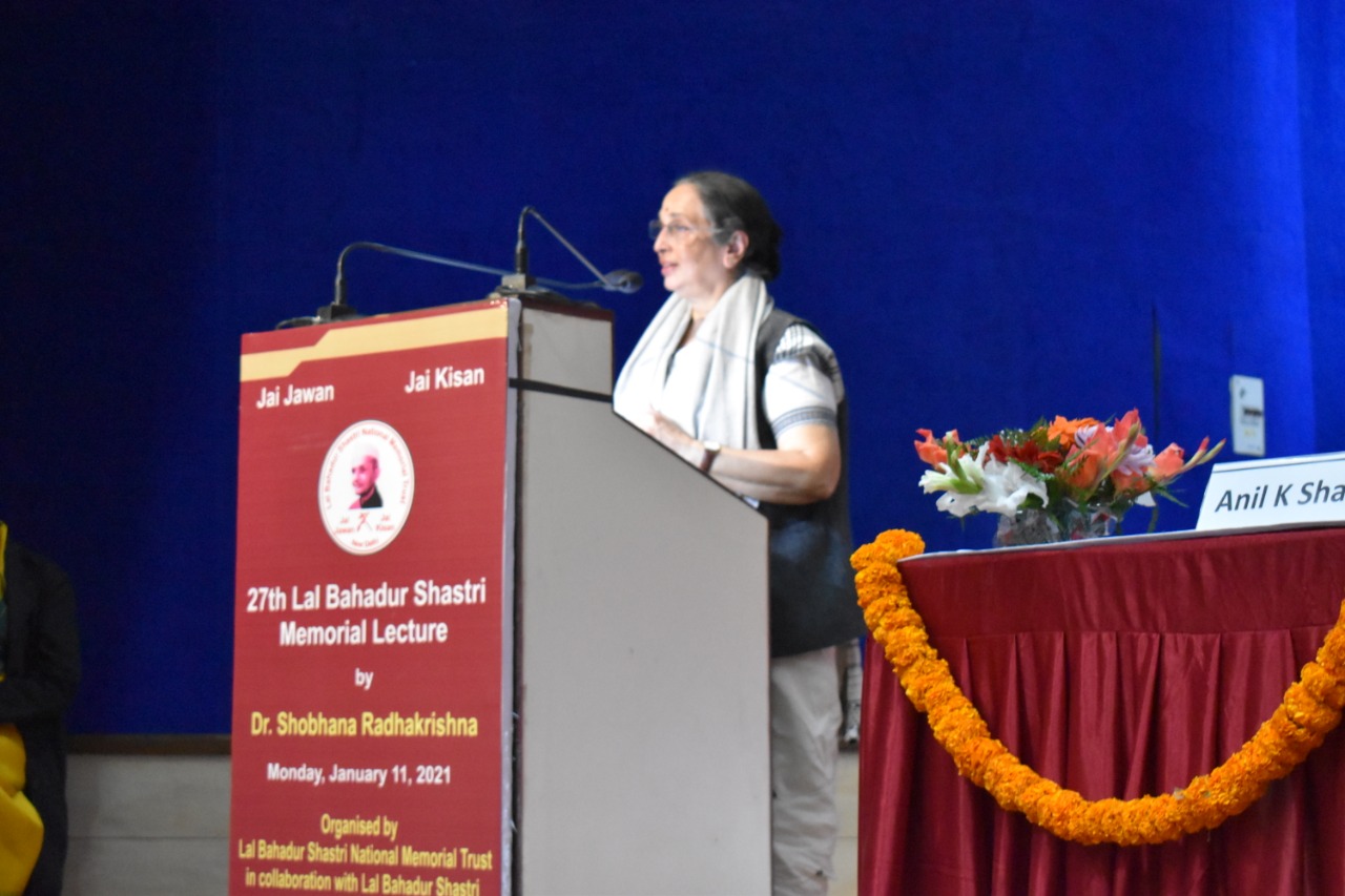 dr-shobhana-radhakrishna-delivered-27th-lal-bahadur-shastri-memorial-lecture