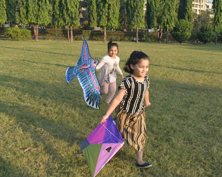 wockhardt-hospital-celebrate-kite-flying-festival-with-patients