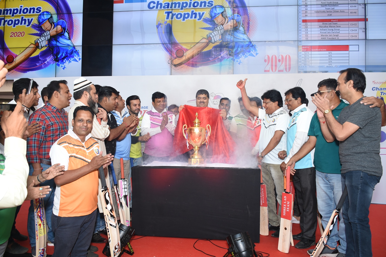 wockhardt-hospital-unveils-cricket-championship-trophy-played-between-24-associations
