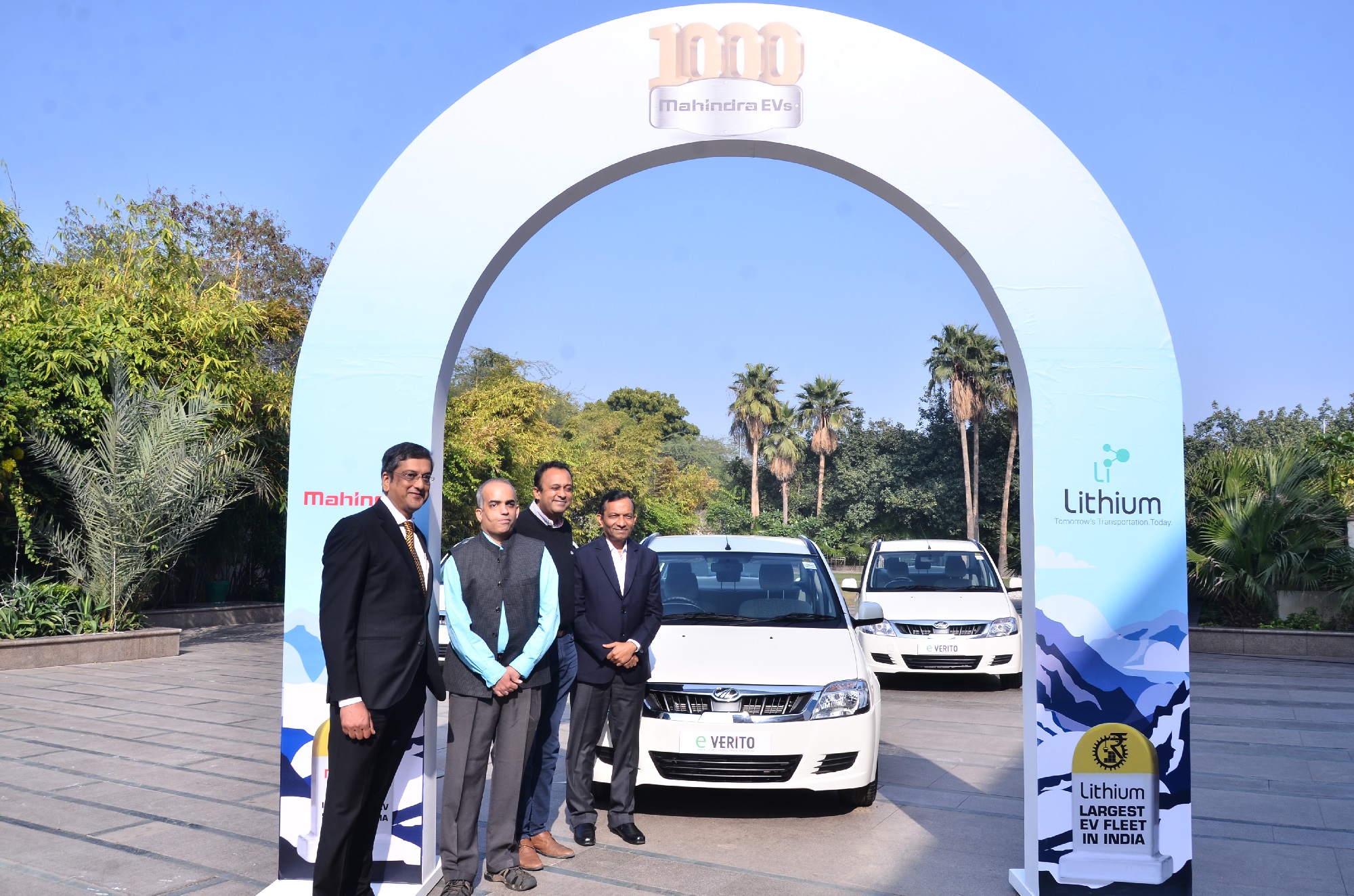 1000-mahindra-electric-vehicles-power-lithium-urban-technologies-fleet