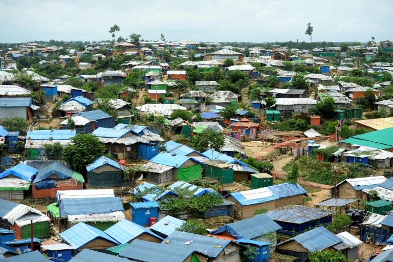 bangladesh-govt-cuts-mobile-internet-access-in-rohingya-camp