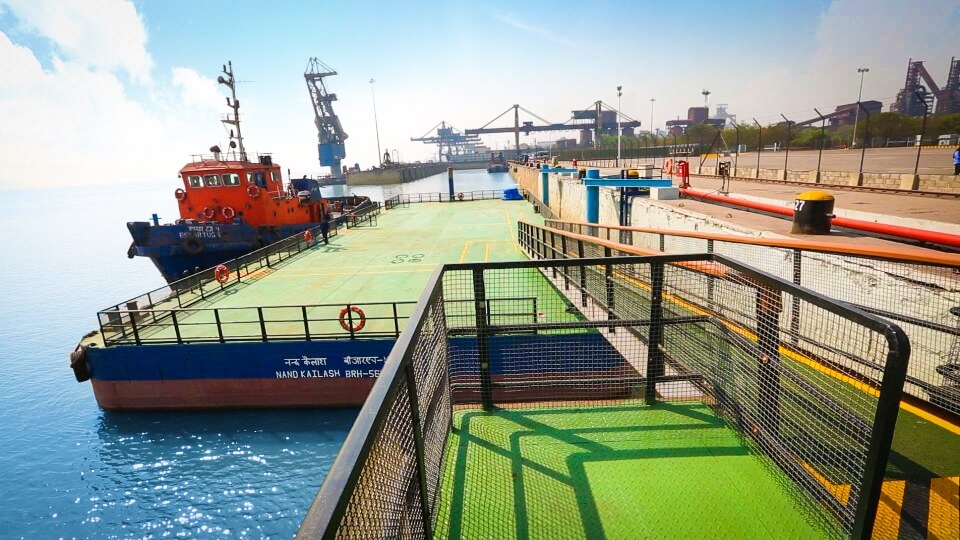 essar-ports-gives-shape-to-gujarat-maritime-boards-vision-with-hazira-passenger-ferry-terminal