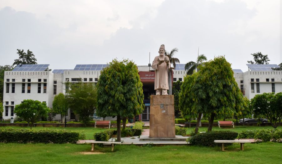 jmi-organises-online-lecture-on-india-as-a-reluctant-power-promise-and-potential