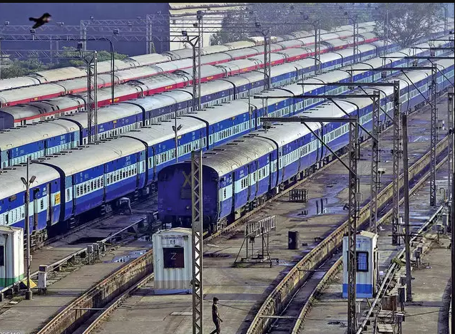 indian-railways-continues-to-deliver-essential-commodities-to-all-parts-of-the-country-during-the-continuing-lockdown