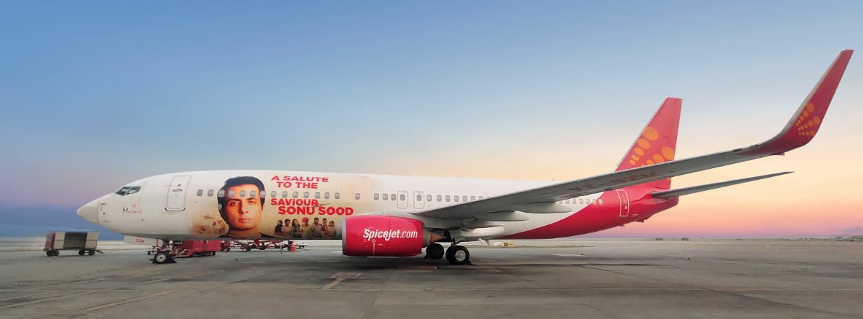 SpiceJet honors actor Sonu Sood for  exemplary work during a pandemic decoding=