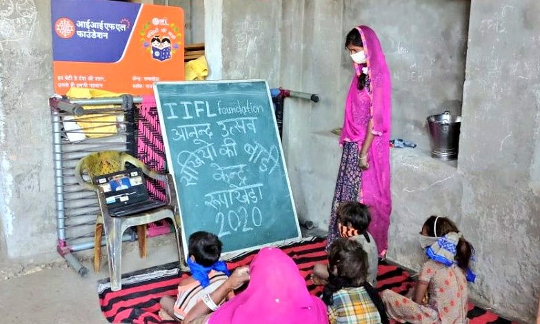 iifl-foundation-celebrates-anand-utsav-with-36000-girl-students-1100-teachers