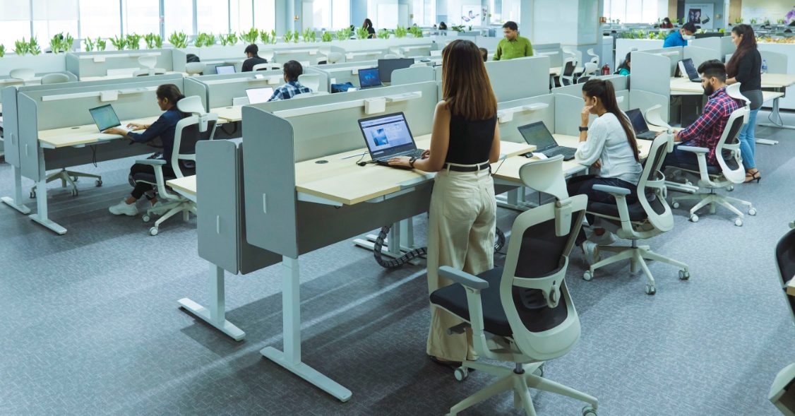 samsung-rd-institute-noida-moves-to-a-new-377118-sq-ft-modern-office-on-the-noida-greater-noida-expressway