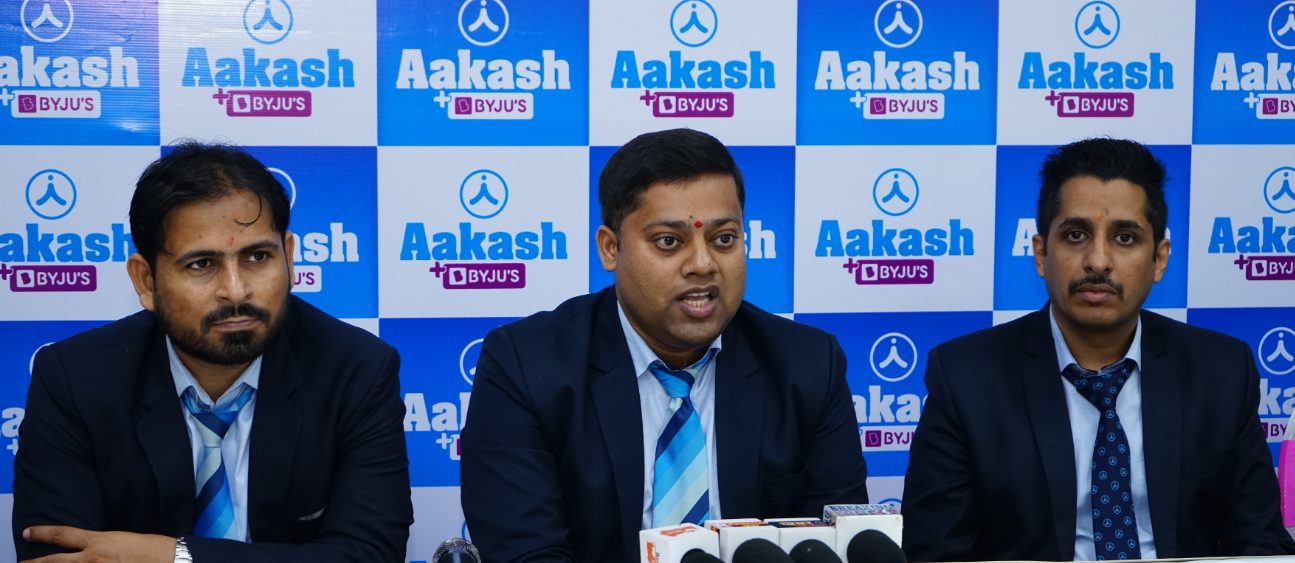 aakashbyjus-launches-its-new-classroom-centre-at-powai-in-mumbai-13th-in-the-metropolis