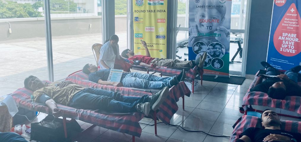 Blood Donation Camp Jointly Organized by MoEngage, Round Table India, and Ladies Circle India Sees Great Participation With 75 Units of Blood Collected  decoding=