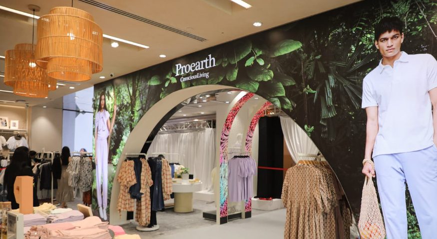 Reliance Retail launches its premium fashion and lifestyle store AZORTE decoding=