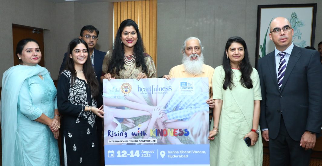 “Youth Are the Harbingers of Kindness,” says Daaji on Heartfulness hosting the three-day International ‘Rising With Kindness’ Youth Summit decoding=