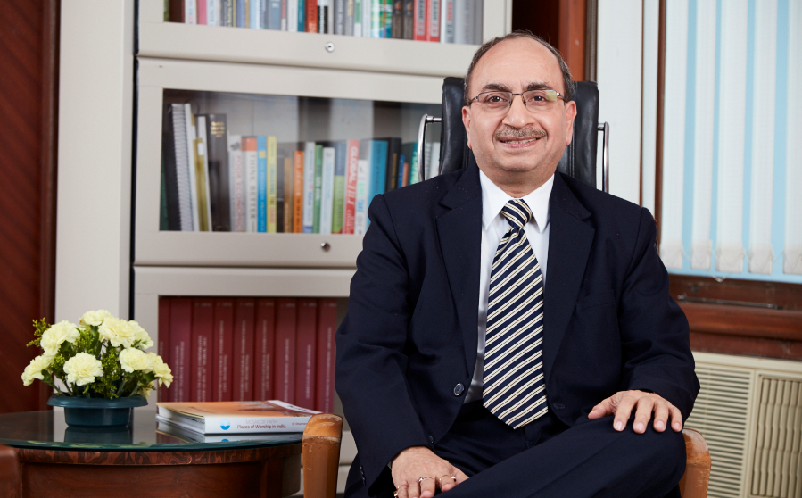 dinesh-kumar-khara-takes-charge-as-chairman-of-sbi