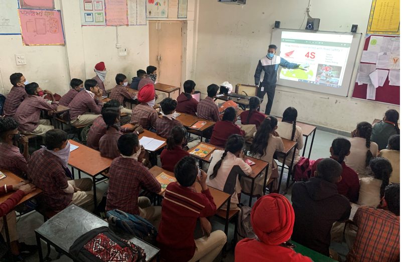 Celebrating the Children’s Day, Honda 2Wheelers India educates 5,500 young kids to “Be Safe, Be Smart” on roads decoding=