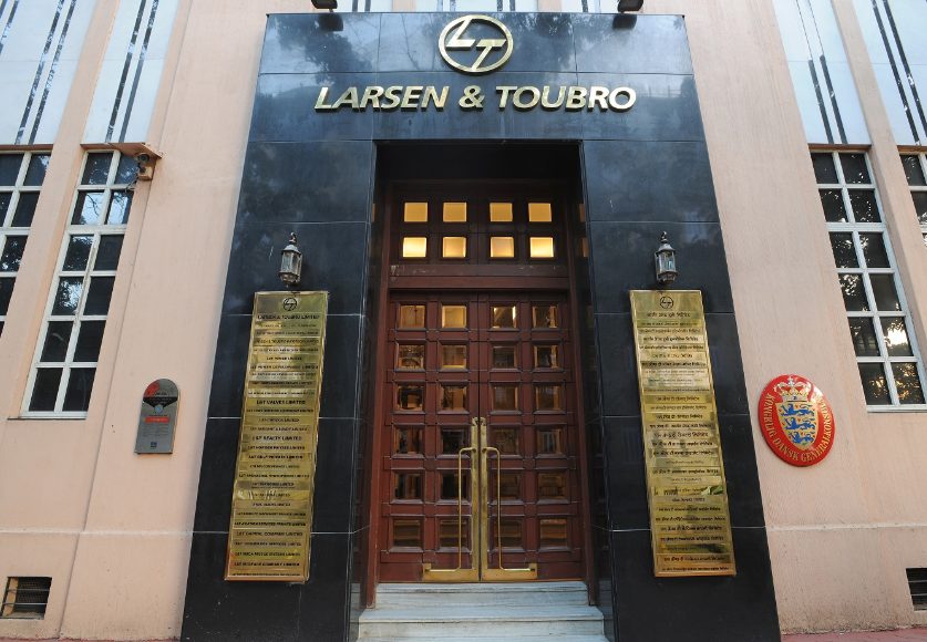larsen-toubro-begins-constructing-the-300mw-solar-plant-in-saudi-arabia