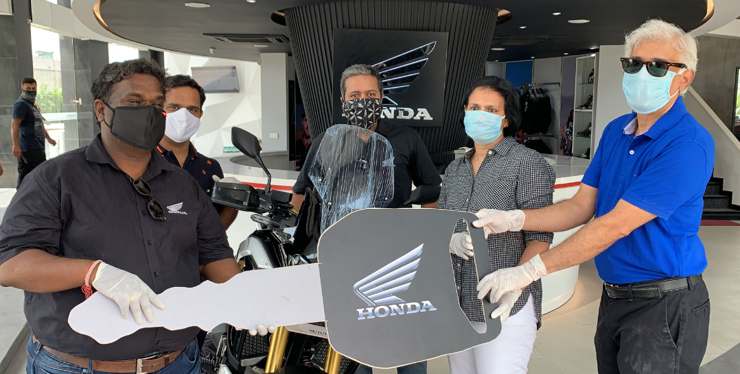 honda-commences-deliveries-of-2020-africa-twin-adventure-sports-in-india