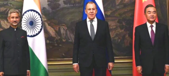 external-affairs-minister-s-jaishankar-meets-his-chinese-counterpart-in-moscow