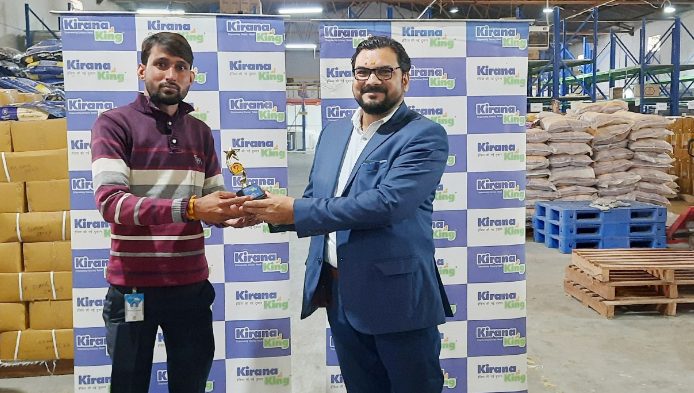 kirana-king-felicitates-retail-employees-celebrates-retail-employees-day-red-2020