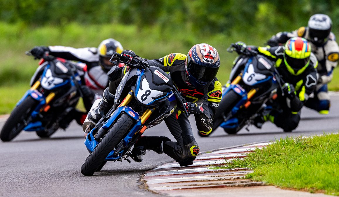 incredible-win-by-ace-rider-rajiv-sethu-in-race-1-pro-stock-165cc-of-indian-national-motorcycle-racing-championship-rd-3