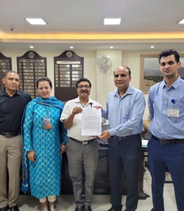 ashok-travels-tours-att-itdc-inks-mou-with-border-security-force-bsf-to-cater-to-their-travel-needs