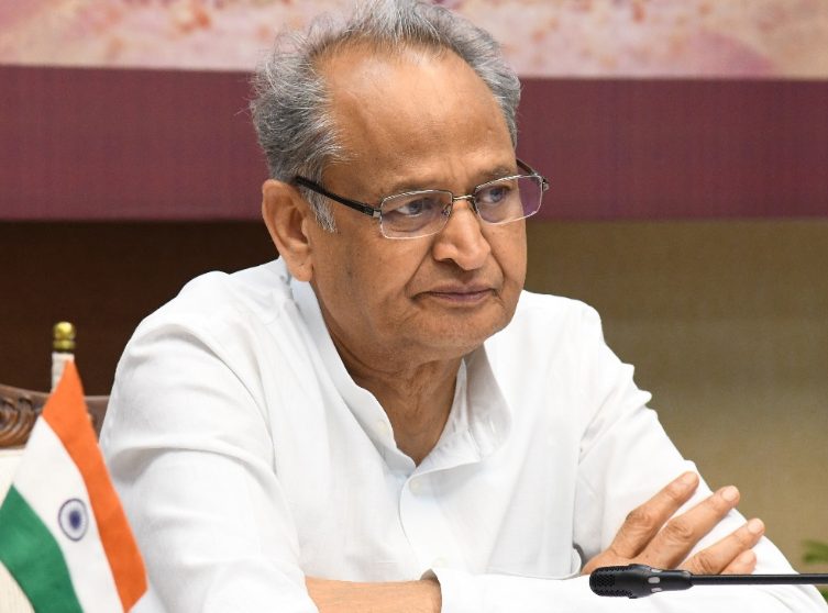 artisans-smile-as-fairs-and-haats-make-safe-return