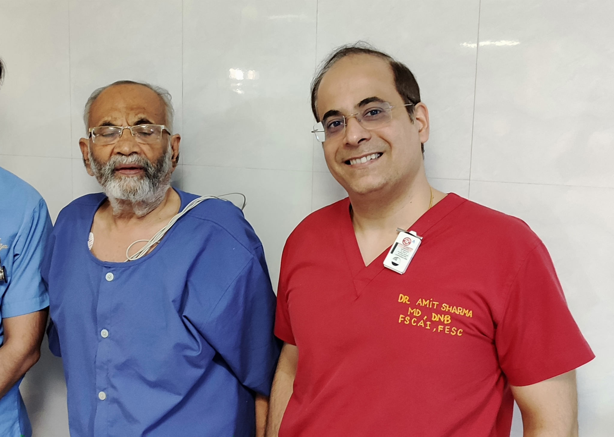 doctors-at-holy-spirit-hospital-used-new-technology-sonic-pressure-waves-to-open-up-heart-artery-blockages