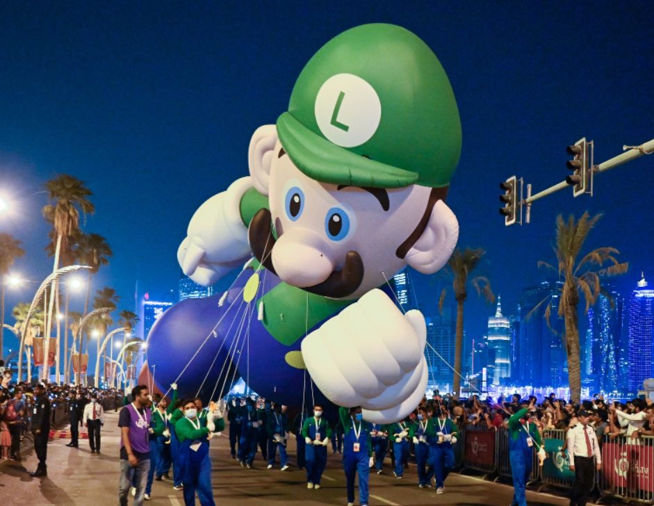 largest-balloon-festival-in-the-middle-east-floats-through-qatars-skies