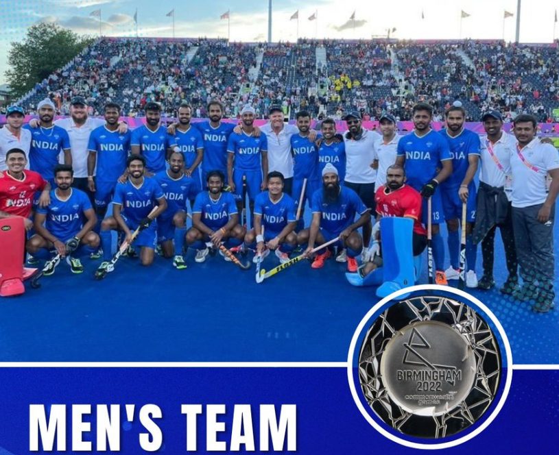 pm-feels-proud-of-indian-mens-hockey-team-for-winning-silver-medalefbfbc
