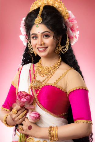 kalyan-jewellers-celebrates-mahalaya-with-ritabhari-chakraborty-in-a-never-seen-before-avatar