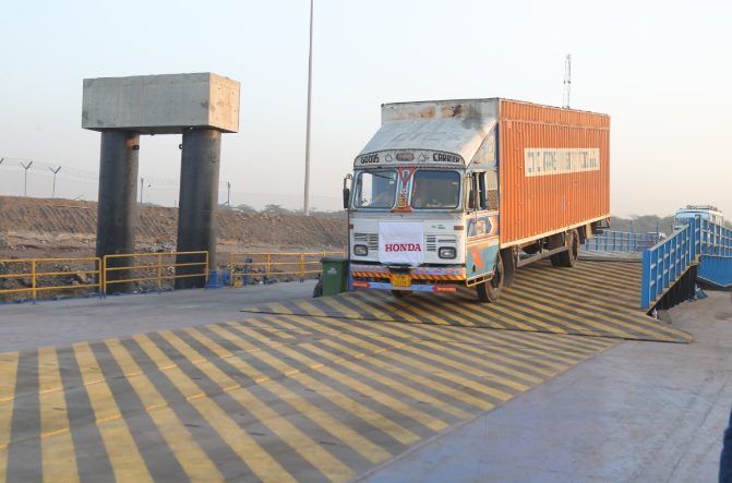Honda 2Wheelers becomes the 1st auto company to use Hazira-Ghogha inland waterway in Gujarat decoding=