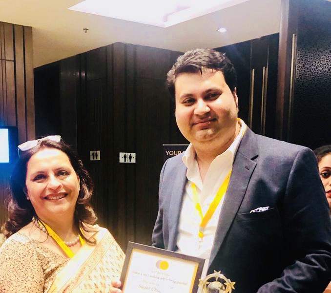 celebrity-vedic-astrologer-vastu-expert-mr-sagar-chug-receives-best-upcoming-vastu-expert-award-by-astroyogi