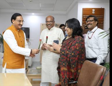 union-hrd-minister-and-mos-for-hrdtook-oath-as-members-of-lower-house-of-parliament