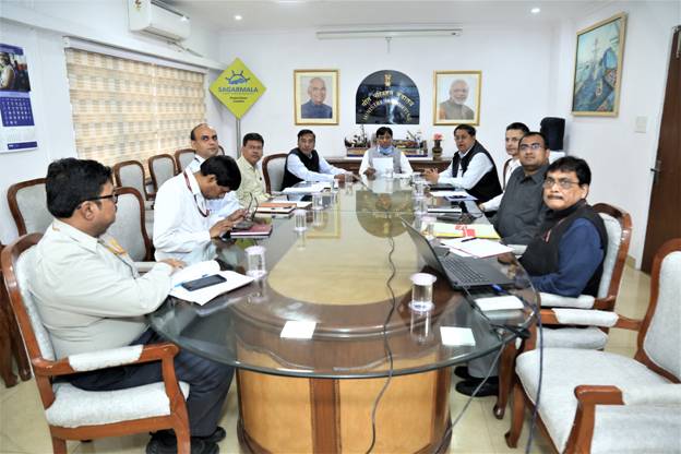 shri-mansukh-mandaviya-reviews-preparedness-and-activities-of-all-major-ports-to-deal-with-covid-19-outbreak