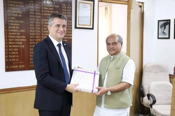 shri-narendra-singh-tomar-meets-state-secretary-of-agro-industry-of-argentina