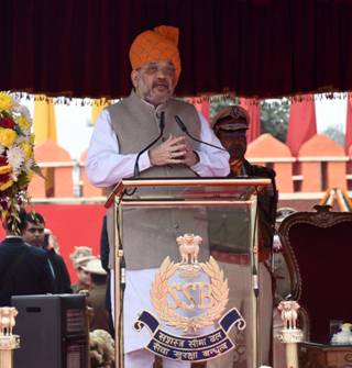 government-working-towards-ensuring-that-jawans-spend-at-least-100-days-with-families