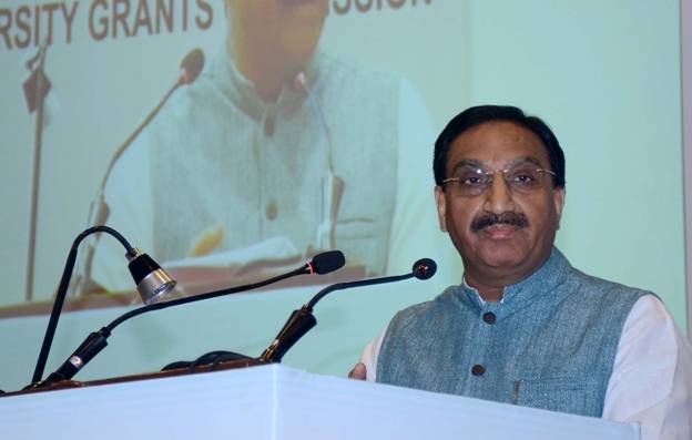 union-hrd-minister-launches-leadership-for-academicians-programme-leap-2019