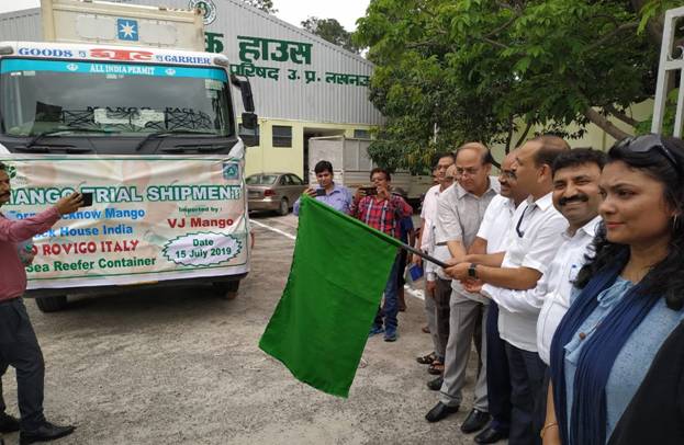 first-trial-shipment-of-north-indian-mangoes-from-lucknow-to-italy