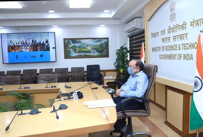 over-rs-ten-crores-worth-of-other-awards-and-investment-mobilized-by-sitare-gyti-winners