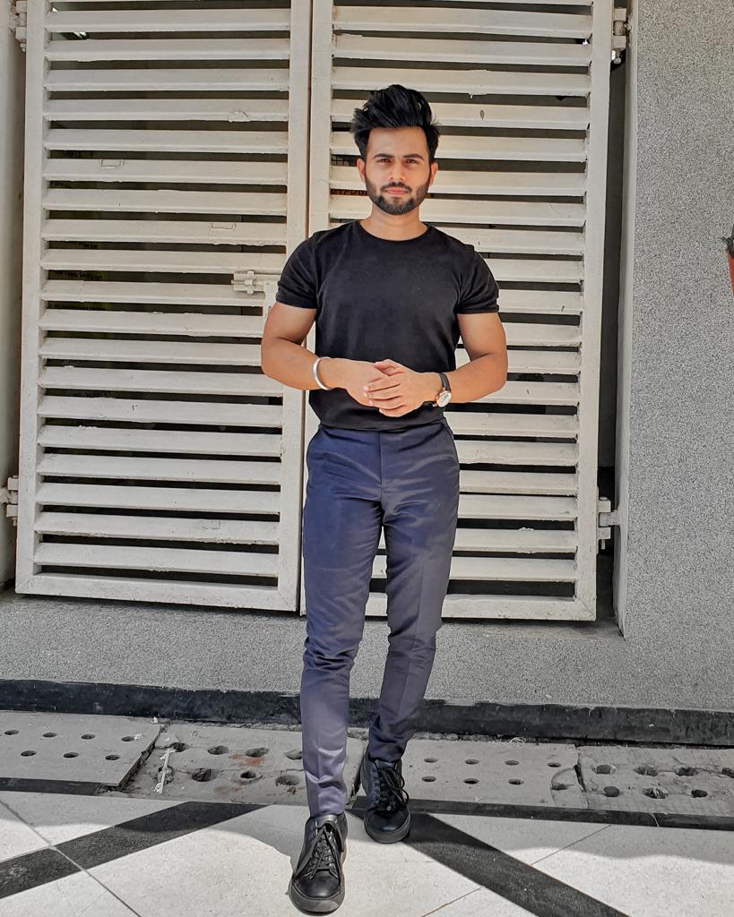 looking-best-is-not-a-choice-its-mandate-says-fashion-stylist-social-media-influencer-tarunmolri