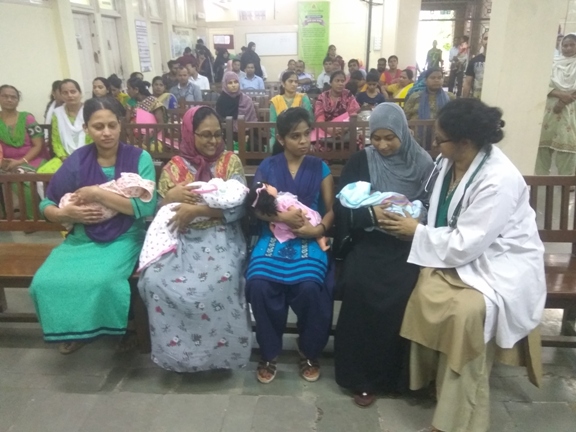 Doctors and nurses performed skit to create awareness about Breastfeeding decoding=