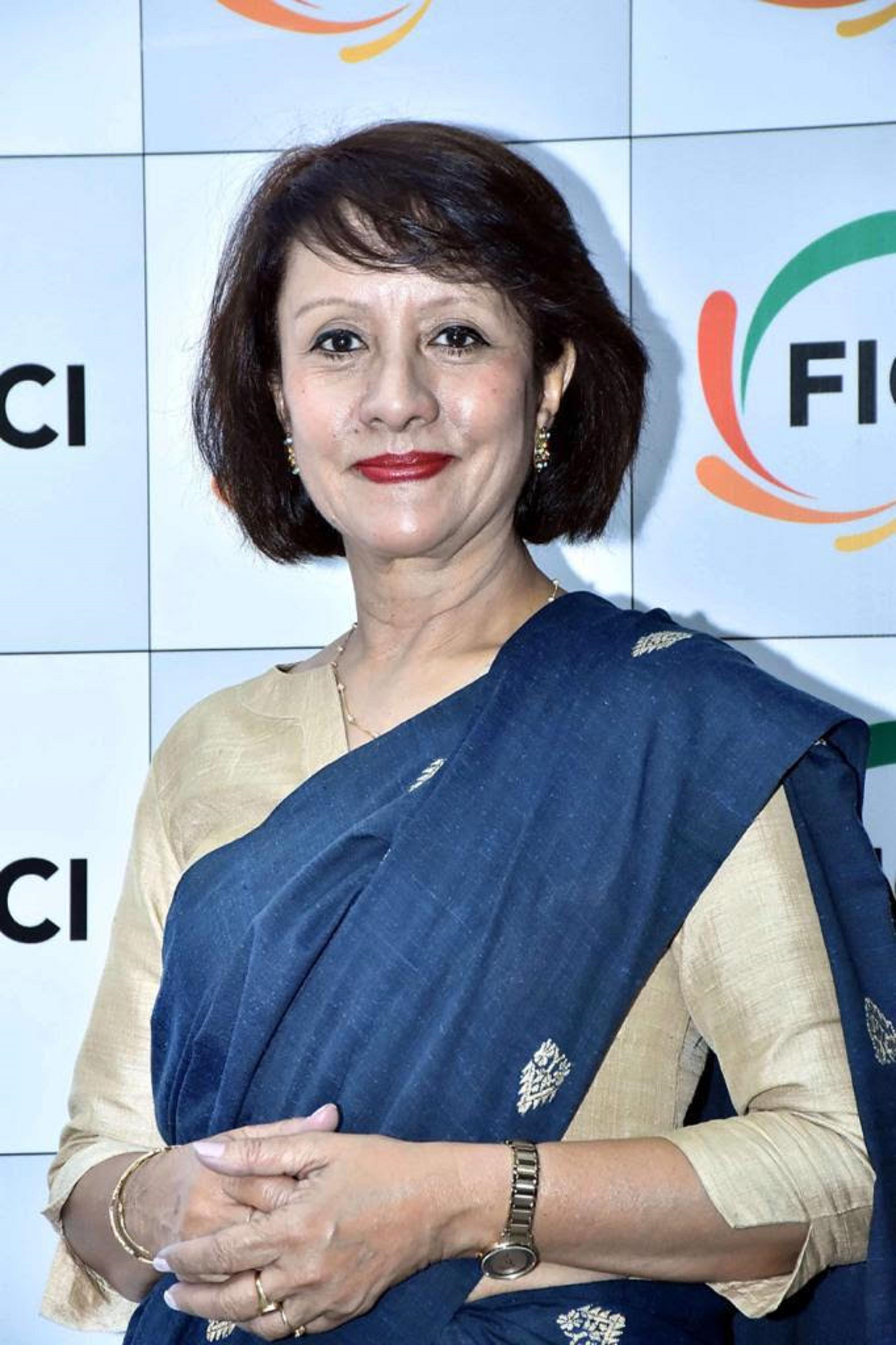 ficci-ladies-organisation-flo-signs-mou-with-social-enterprise-women-on-wings