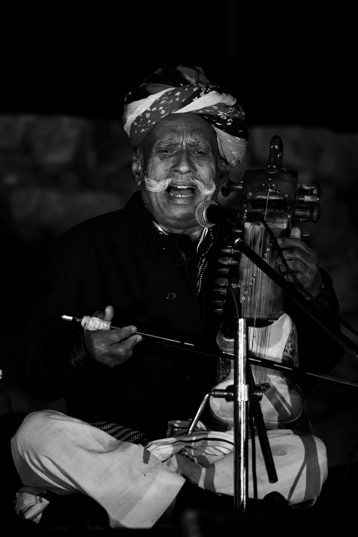 amarrass-nights-returns-with-folksy-charisma-of-morchang-and-sarangi