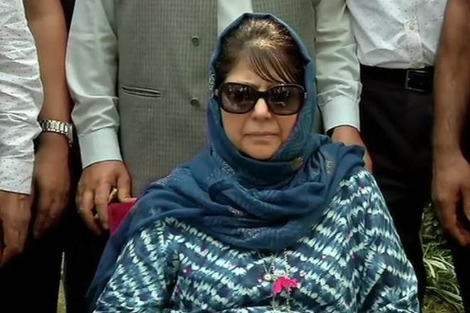 ex-jk-cm-mehbooba-mufti-and-omar-abdullah-in-police-custody