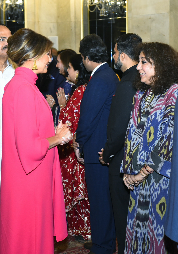 madhu-jains-bamboo-silk-ikat-catches-the-attention-of-the-us-president-and-first-lady