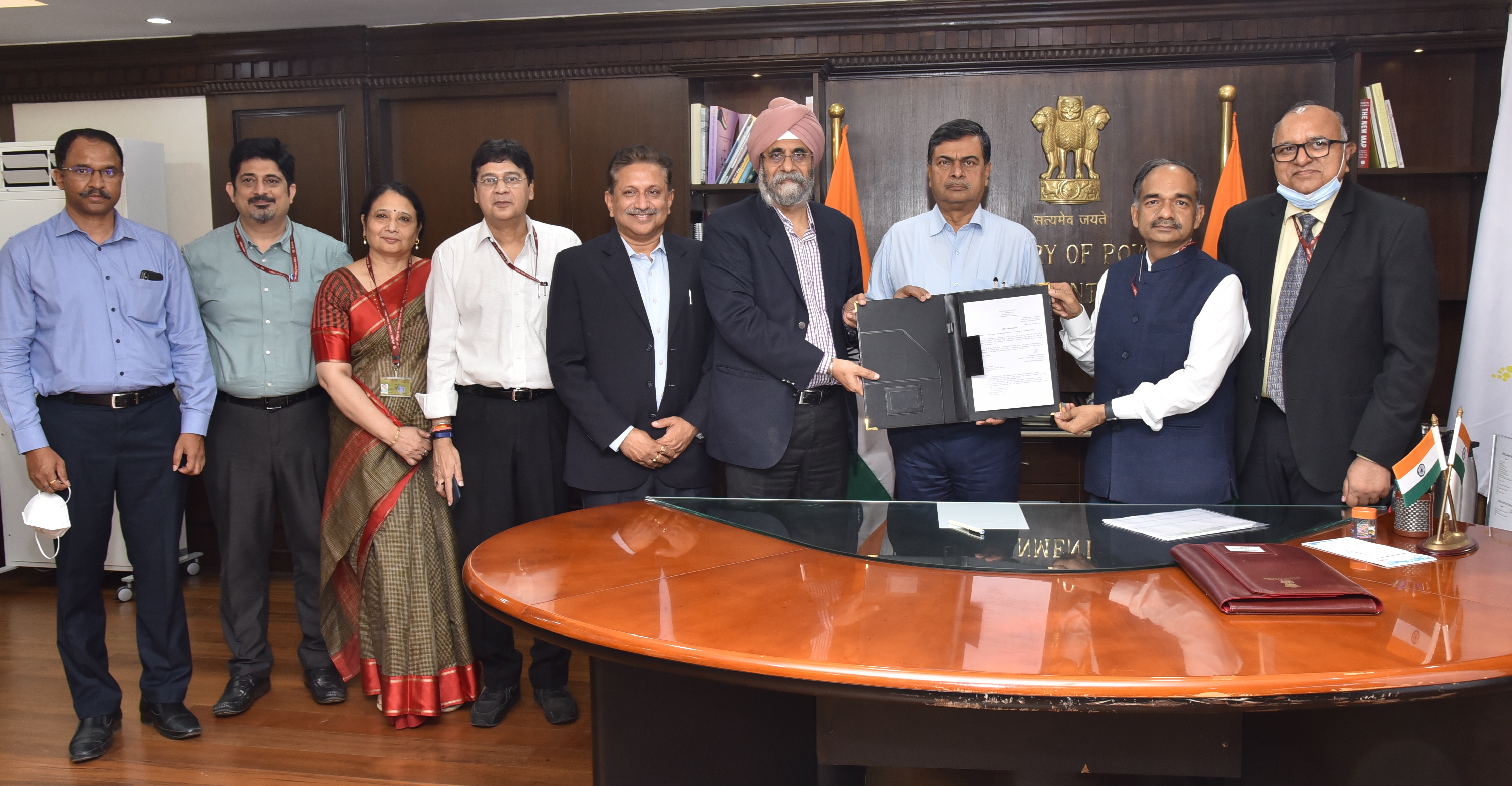 government-accords-the-highest-recognition-of-maharatna-status-to-pfc